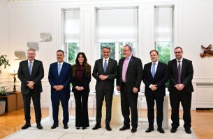 Υπογραφή της συμφωνίας μίσθωσης των Chevron - Helleniq Energy