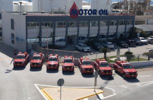 Motor Oil - Βαρδινογιάννειο Ιδρυμα: Δωρεά 7 πυροσβεστικών οχημάτων σε δήμους της περιοχής