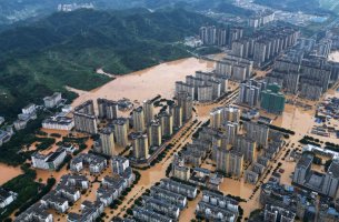 EIU: Οι 5 παγκόσμιες τάσεις βιωσιμότητας που επανακαθορίζουν τον επιχειρηματικό κίνδυνο το 2026