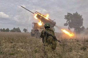 Morgan Stanley: Τα «πράσινα» funds στρέφουν δισεκατομμύρια στη βιομηχανία όπλων