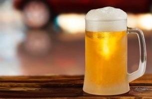 Η κλιματική κρίση «ανεβάζει» την κατανάλωση μπίρας