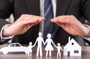 PwC: Η κλιματική κρίση πιέζει το μοντέλο της ασφαλιστικής αγοράς