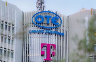 Η TELEKOM γράφει ιστορία: Πρώτος τηλεπικοινωνιακός όμιλος με κλιματικά ουδέτερες λειτουργίες