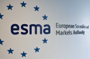 ESMA: Μεταβατική περίοδος για τη δημοσίευση ESG αξιολογήσεων έως την αδειοδότηση των παρόχων