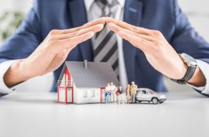 ShareAction: Έξι στις δέκα μεγαλύτερες ασφαλιστικές υστερούν σε πολιτικές για το κλίμα και τη βιοποικιλότητα