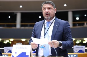 Ν. Χαρδαλιάς: Χρηματοδοτούμε την ενεργειακή αναβάθμιση σχολείων και δημοτικών κτιρίων σε όλη την Αττική