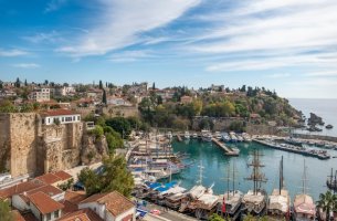 COP31: Η Αττάλεια στο επίκεντρο της κλιματικής διπλωματίας – Τουρισμός, νερό και ακραία ζέστη
