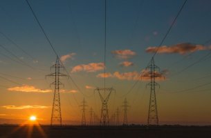 ΕΕ: Νέα διεθνής συμμαχία για καθαρό εξηλεκτρισμό – Στόχος το 35% της τελικής ενεργειακής ζήτησης έως το 2035