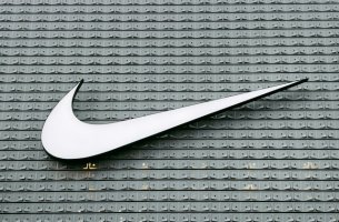 Nike: Οι μέτοχοι απέρριψαν πρόταση για μεγαλύτερη διαφάνεια στους κλιματικούς στόχους