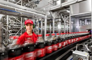 Coca-Cola Τρία Έψιλον: Η επένδυση στους ανθρώπους ως μοχλός ανάπτυξης