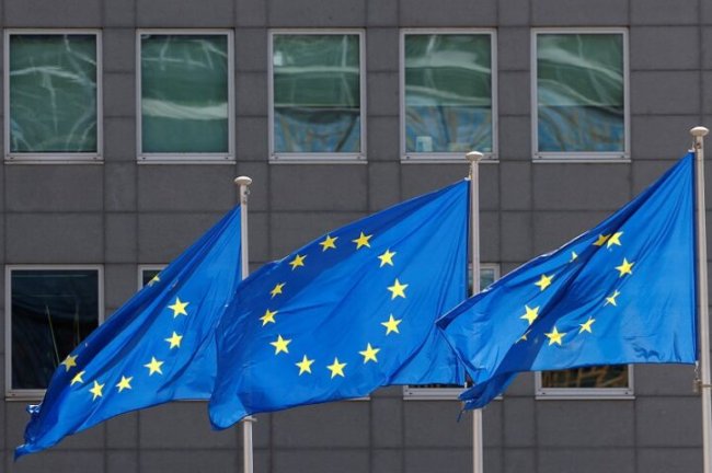Η Κομισιόν αντιμετωπίζει καταγγελία για τη χαλάρωση των κανόνων βιωσιμότητας