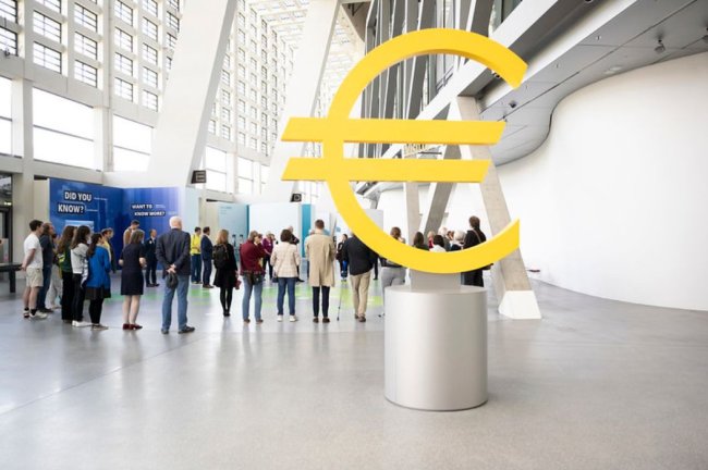  ΕΚΤ: Οι κλιματικοί κίνδυνοι εντείνονται – επιβραδύνεται όμως η άνοδος των βιώσιμων εκδόσεων χρέους