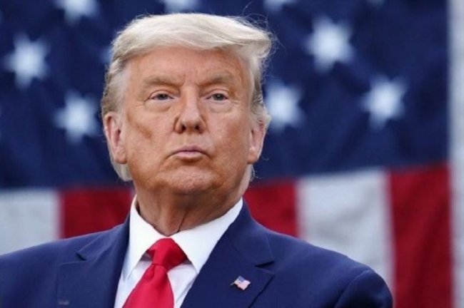 ΗΠΑ: Ο Τραμπ καταργεί τη βάση της κλιματικής ρύθμισης και βάζει τέλος στα ομοσπονδιακά όρια εκπομπών οχημάτων