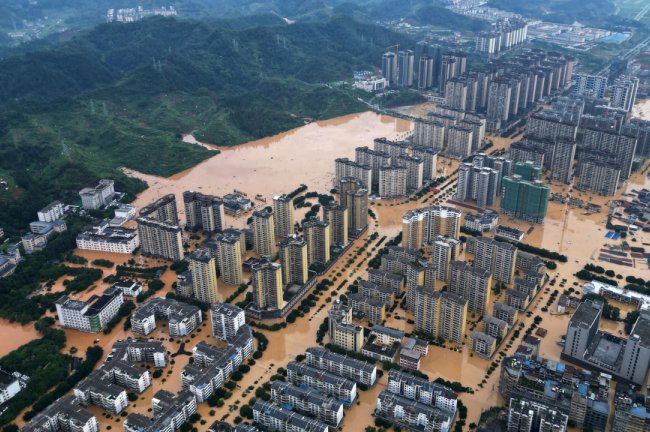 EIU: Οι 5 παγκόσμιες τάσεις βιωσιμότητας που επανακαθορίζουν τον επιχειρηματικό κίνδυνο το 2026