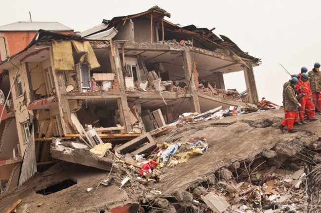 Allianz: Οι «δευτερεύουσες» καταιγίδες εξελίσσονται σε κορυφαίο κλιματικό ρίσκο για τις επιχειρήσεις