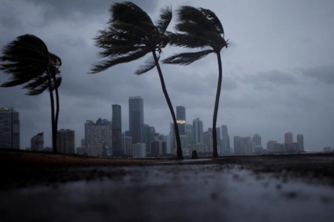 Ακραία καιρικά φαινόμενα: Το «αόρατο κόστος» που διαλύει τις επιχειρήσεις