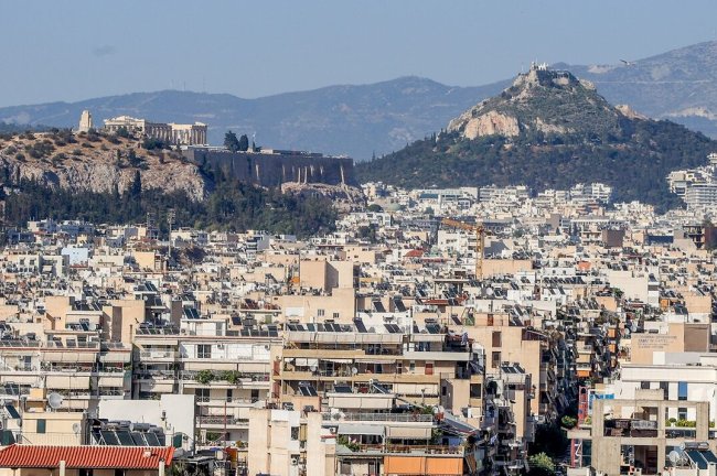Greenpeace: Τα ελληνικά σπίτια μετατρέπονται σε θερμικές παγίδες τα καλοκαίρια