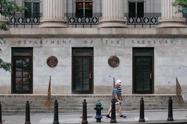 ΗΠΑ: Εκτός ESG funds τα Trump Accounts με απόφαση του Υπουργείου Οικονομικών