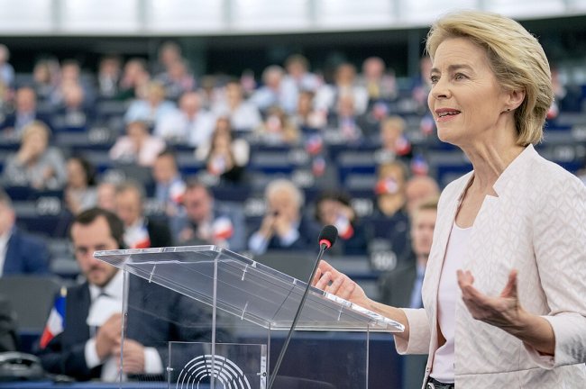 Φον ντερ Λάιεν: Κλιματική ανθεκτικότητα, καθαρή ενέργεια και νερό στην καρδιά της νέας ευρωπαϊκής ατζέντας