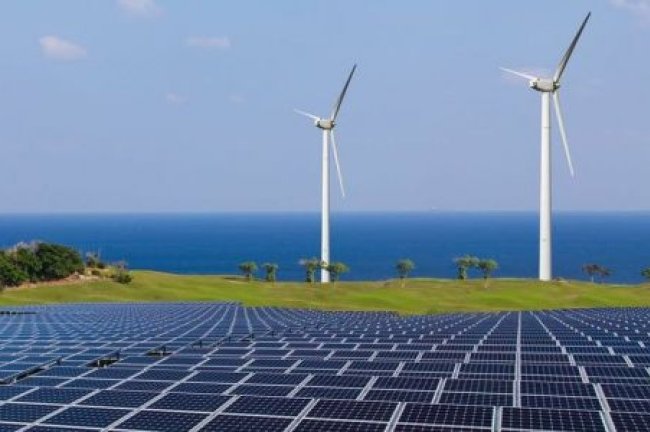 COP31: Η Κίνα βάζει στο στόχαστρο τους δασμούς στις καθαρές τεχνολογίες