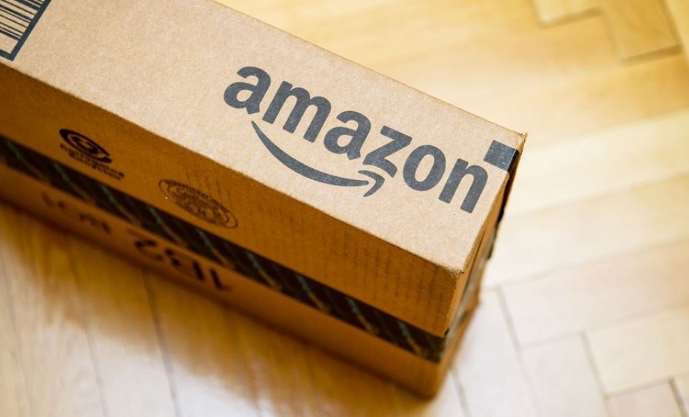 Η Amazon προχώρησε σε αύξηση του μέσου ωρομισθίου