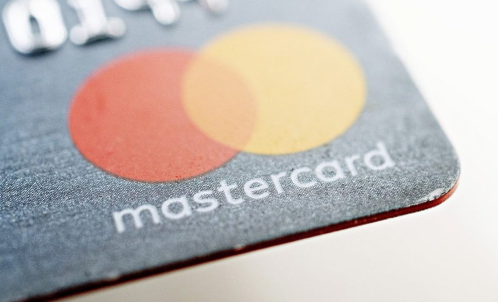 Η Mastercard αποκτά... συνείδηση κλίματος