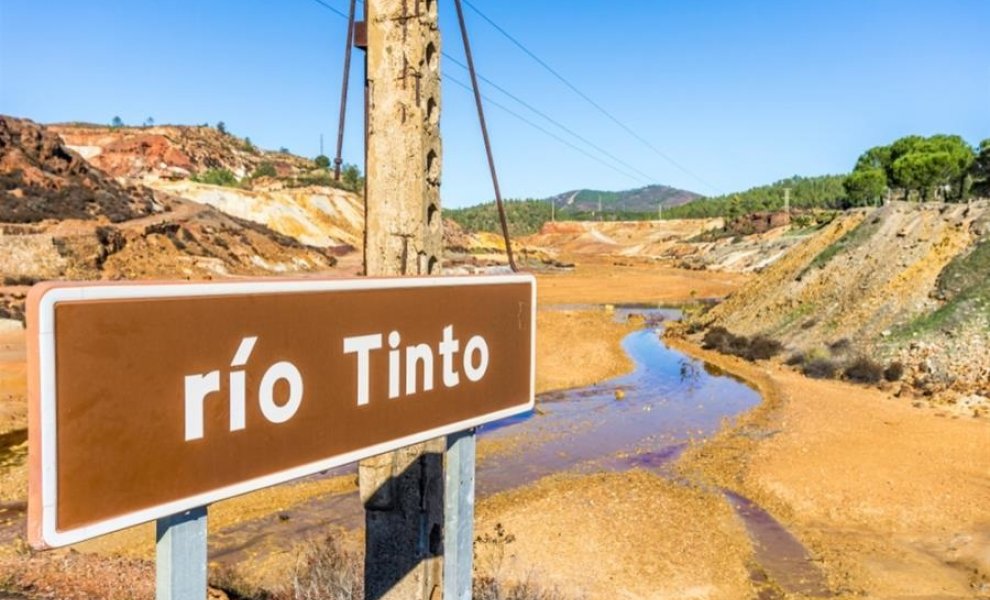 Η Rio Tinto επενδύει στην αγορά 7,5 δισ. δολάρια για τη μείωση των εκπομπών ρύπων