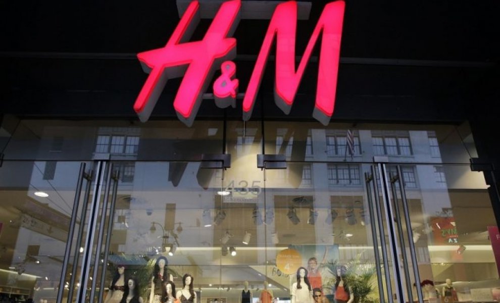 H&M: Έρχονται τα «έξυπνα» ρούχα – Τι μπορούν να κάνουν