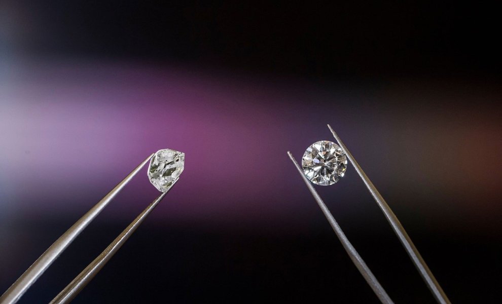 Swarovski: Θα λανσάρει μία βιώσιμη συλλογή προϊόντων ετησίως