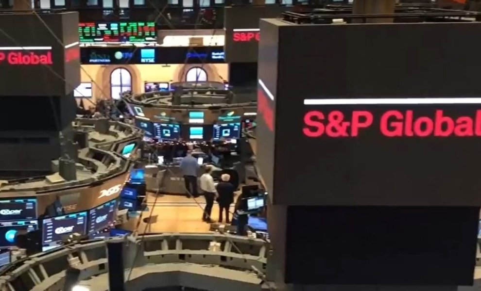 Η S&P Global εκδίδει ομόλογα 1,25 δισεκατομμυρίων δολαρίων συνδεμένα με στόχους του Net-Zero