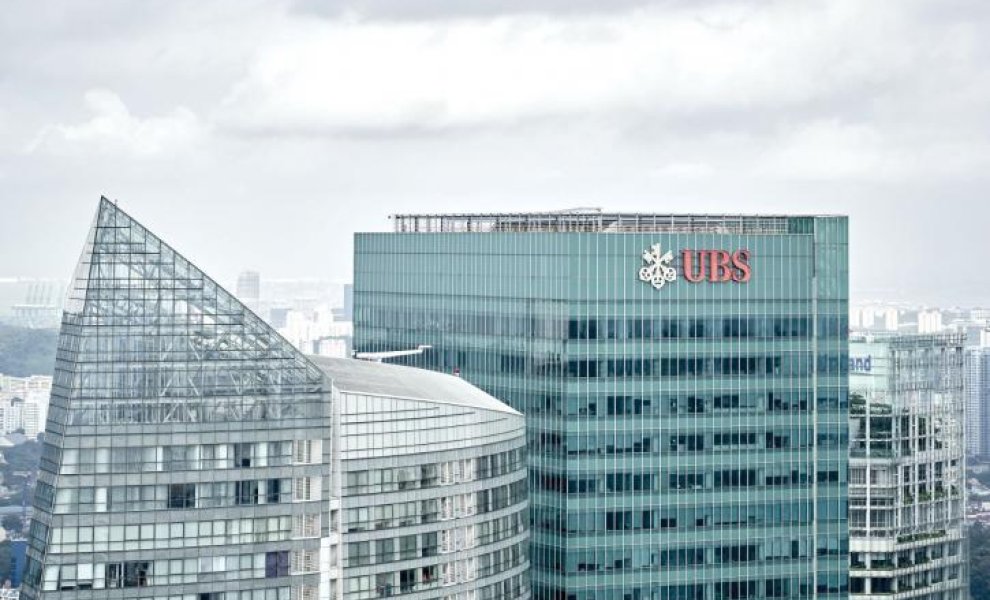 H UBS θέτει αισιόδοξους στόχους για την πράσινη μετάβαση