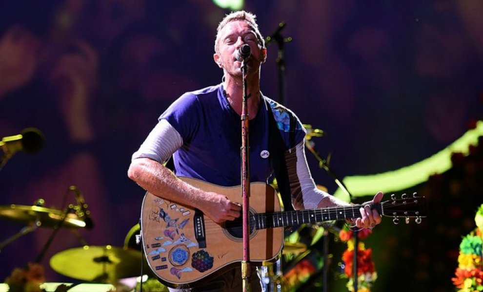 Οι Coldplay κατηγορούνται ότι συμμετέχουν σε greenwashing 