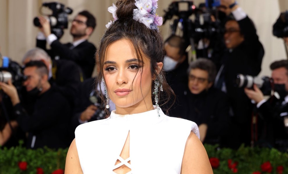 Camila Cabello: Ίδρυσε ταμείο για την προστασία των ΛΟΑΤΚΙ+ μαθητών στην Φλόριντα 