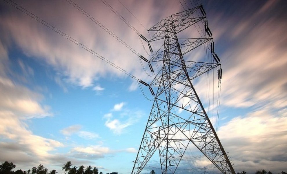 ΥΠΕΝ: 591,45 εκατ. ευρώ τα υπερκέρδη των εταιρειών ηλεκτρικής ενέργειας – Διευκρινίσεις για τη φορολόγησή τους
