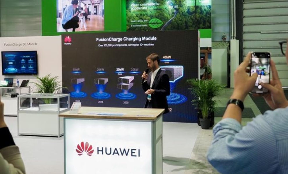 Η Huawei παρουσιάζει τη μονάδα φόρτισης επόμενης γενιάς DC FusionCharge 40 kW στο EVS35