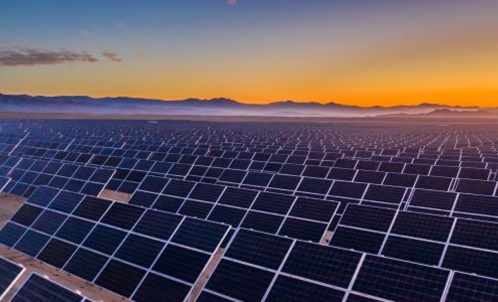Ξεκινάει η κατασκευή του μεγαλύτερου ηλιακού πάρκου στον κόσμο ισχύος ως 3,5 γιγαβάτ