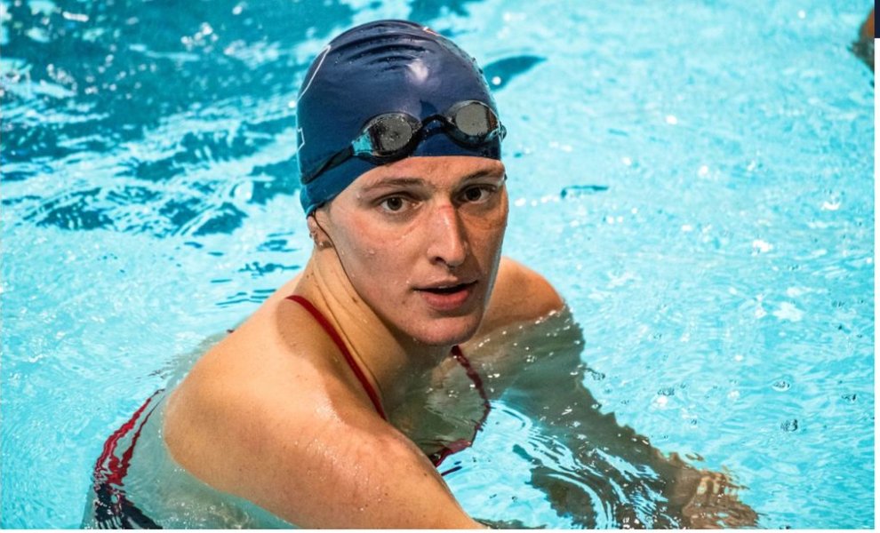 Η τρανσέξουαλ κολυμβήτρια Λία Τόμας υποψήφια για το βραβείο NCAA Γυναίκα της χρονιάς
