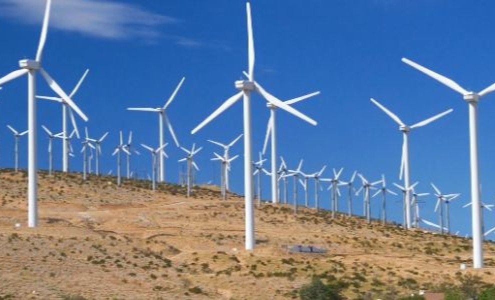 Siemens Gamesa: Υπέγραψε το πρώτο της συμβόλαιο με την Intrakat για αιολικό πάρκο 36,4 MW στην Κεντρική Ελλάδα