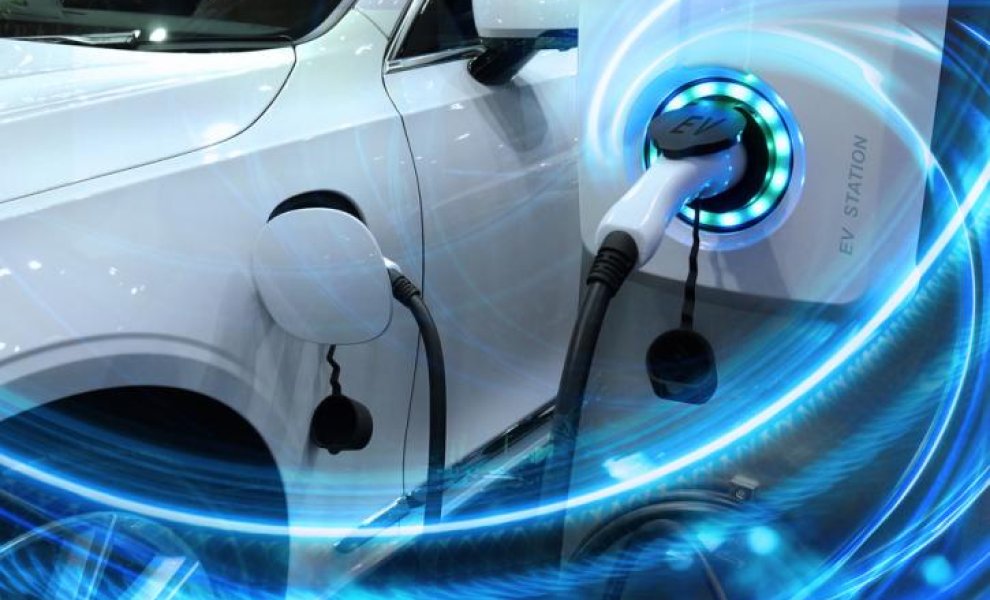 EY: Το 52% των καταναλωτών παγκοσμίως επιθυμούν να αγοράσουν ηλεκτρικό όχημα