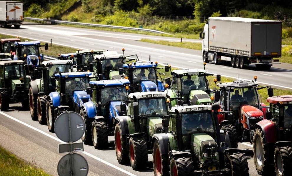 Σε απόγνωση οι αγρότες στην Ολλανδία λόγω των κλιματικών στόχων 