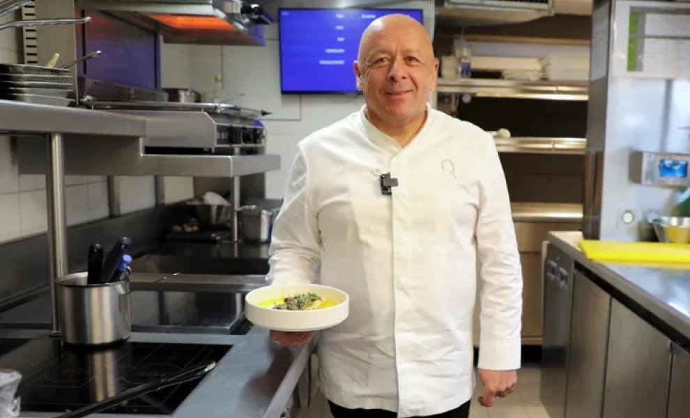 Πύργος του Άιφελ: Σεφ με αστέρι Michelin δίνει «μαθήματα» μαγειρικής φιλικής στο περιβάλλον