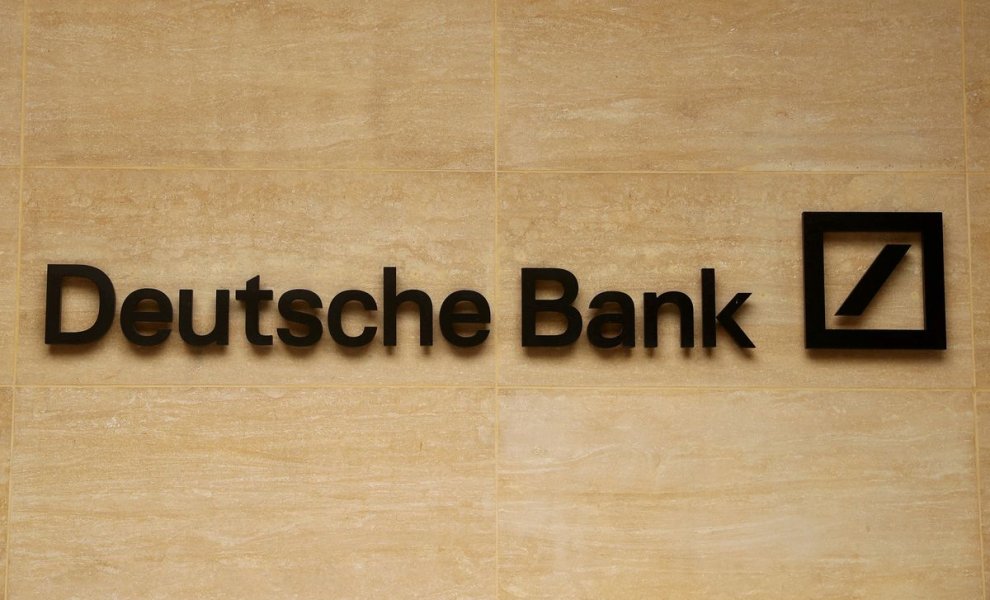 Η Deutsche Bank θέτει στόχους για το 2030 για τη μείωση των εκπομπών που συνδέονται με δάνεια