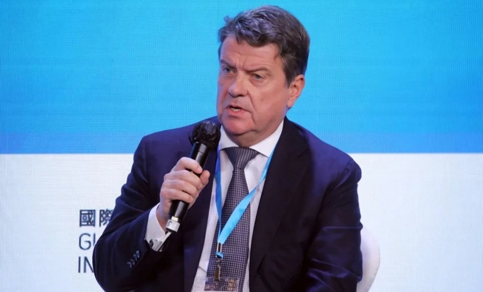 Colm Kelleher (UBS): Τίποτα δεν θα σταματήσει το ESG