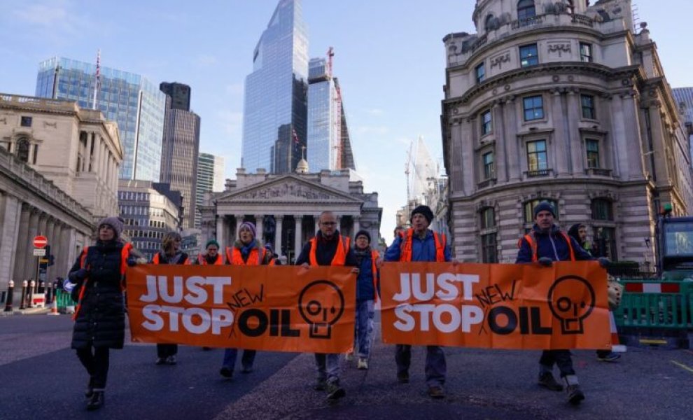 Μήπως ο ακτιβισμός κατά των πετρελαϊκών ξεφουσκώνει;