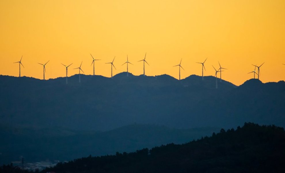 ΕΛΕΤΑΕΝ: Καμία συσχέτιση πυρκαγιών και ανεμογεννητριών