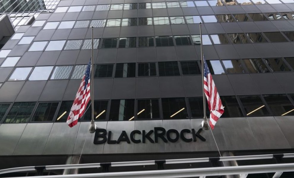 ΒlackRock: «Ούριος άνεμος» για πράσινες επενδύσεις