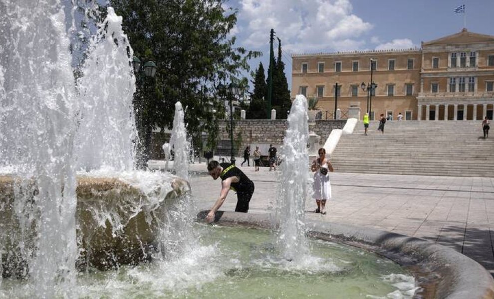 Bloomberg: H κλιματική κόλαση απειλεί να μετατρέψει την Αθήνα σε Σαχάρα