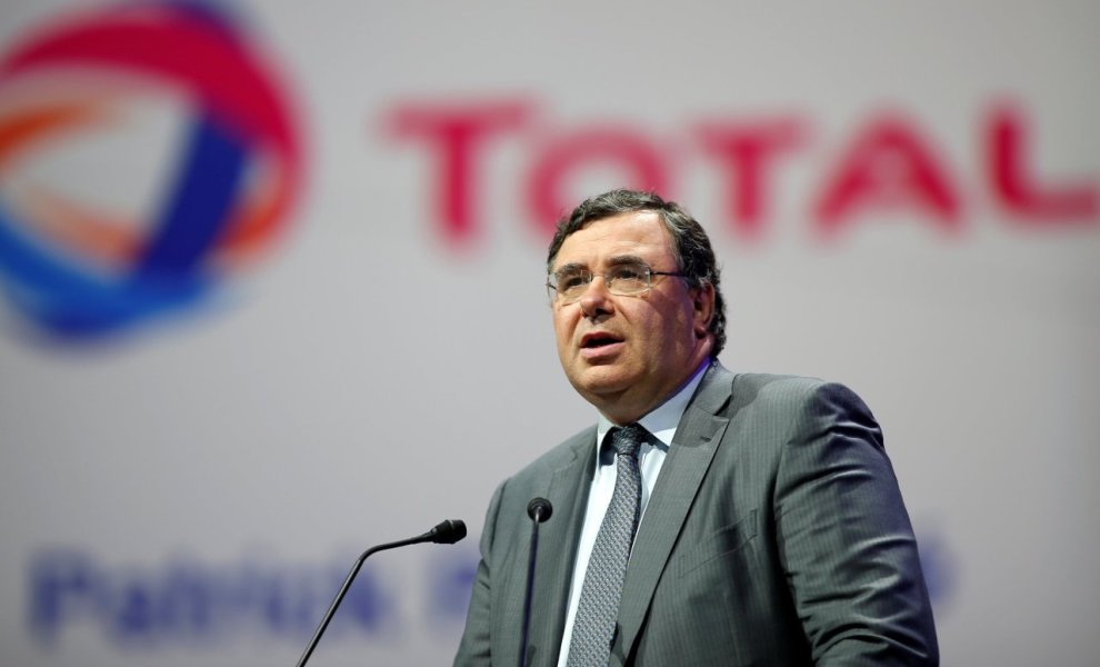 CEO TotalEnergies: Στην COP28 η βιομηχανία πετρελαίου θα πρέπει να θέσει στόχους μείωσης των εκπομπών