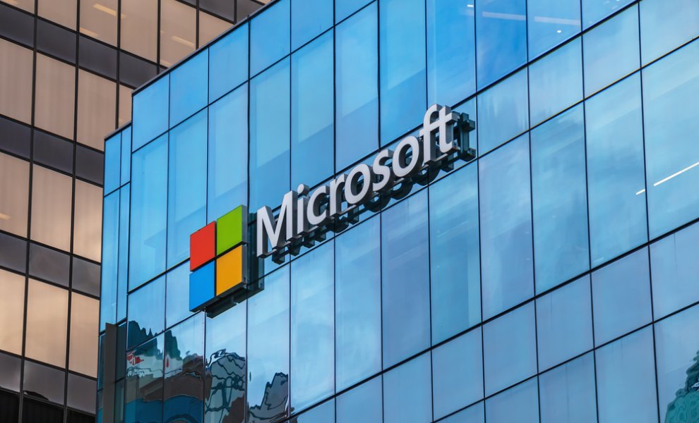 Η Microsoft χρηματοδοτεί μια νέα προσέγγιση που χρησιμοποιεί θρυμματισμένο ασβεστόλιθο για την πρόσληψη άνθρακα