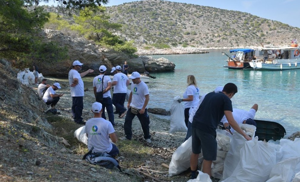 Cosmote Blue: Oι εργαζόμενοι του Ομίλου στη μάχη για τον καθαρισμό των θαλασσών μας
